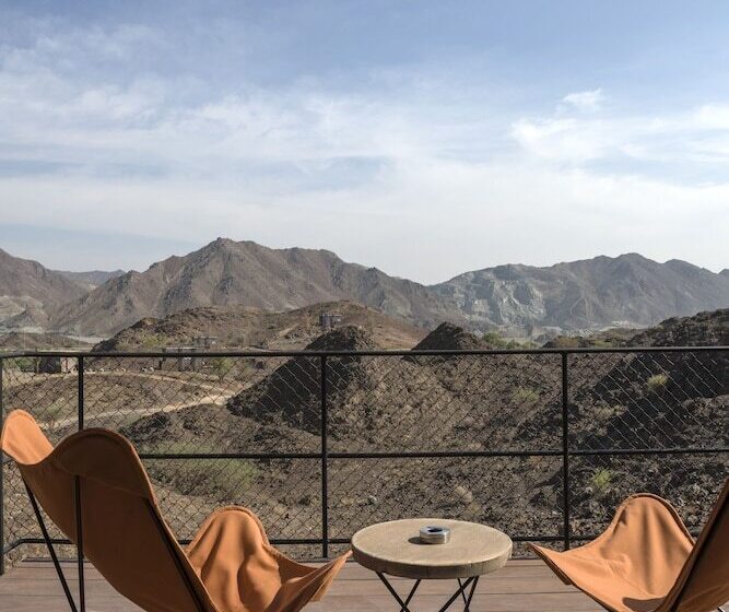 اتاق لوکس با چشم‌انداز, Hatta Resorts