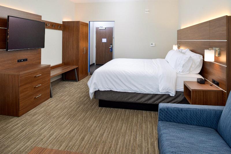 سوئیت برای معلولان, Holiday Inn Express & Suites   Elko, An Ihg