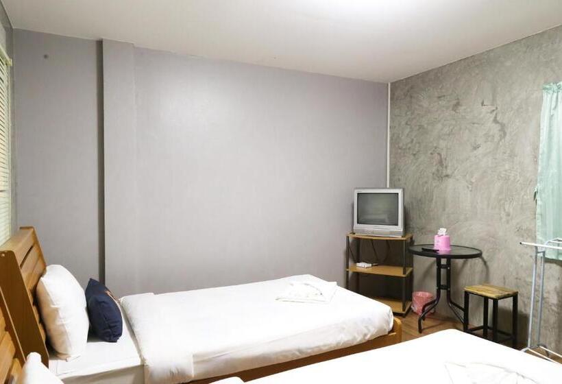 اتاق اکونومی, Roomquest Amphawa Vaylasamran