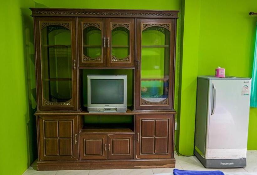 اتاق استاندارد سه نفره, Roomquest Amphawa Vaylasamran