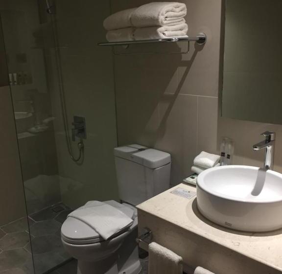 اتاق لوکس, Acacia Hotel Bacolod