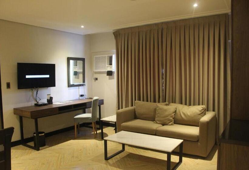 سوییت جونیور, Acacia Hotel Bacolod