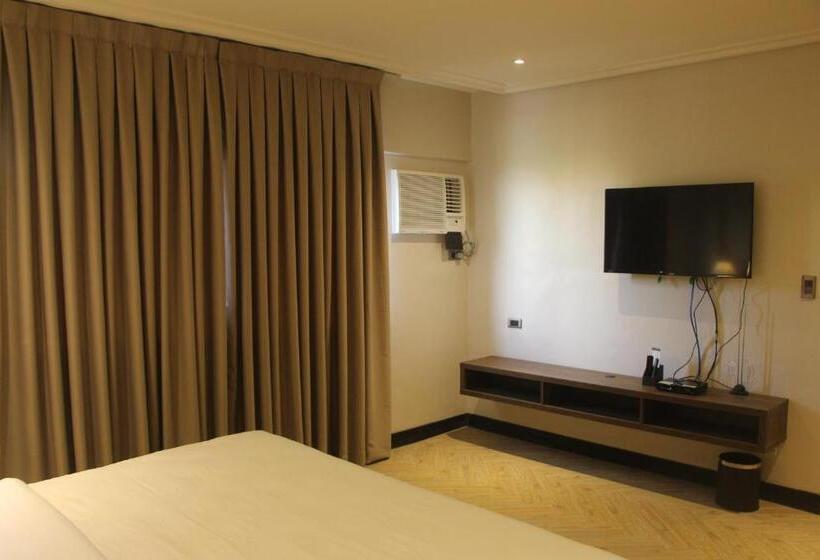 سوییت جونیور, Acacia Hotel Bacolod