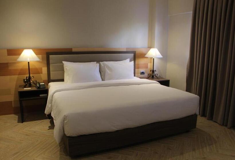 سوییت جونیور, Acacia Hotel Bacolod