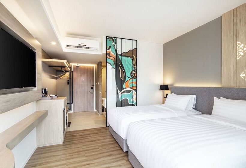 琮城市景观的豪华间, Amber Pattaya