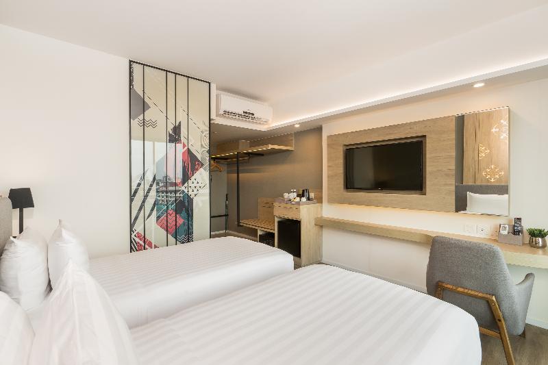 琮城市景观的豪华间, Amber Pattaya