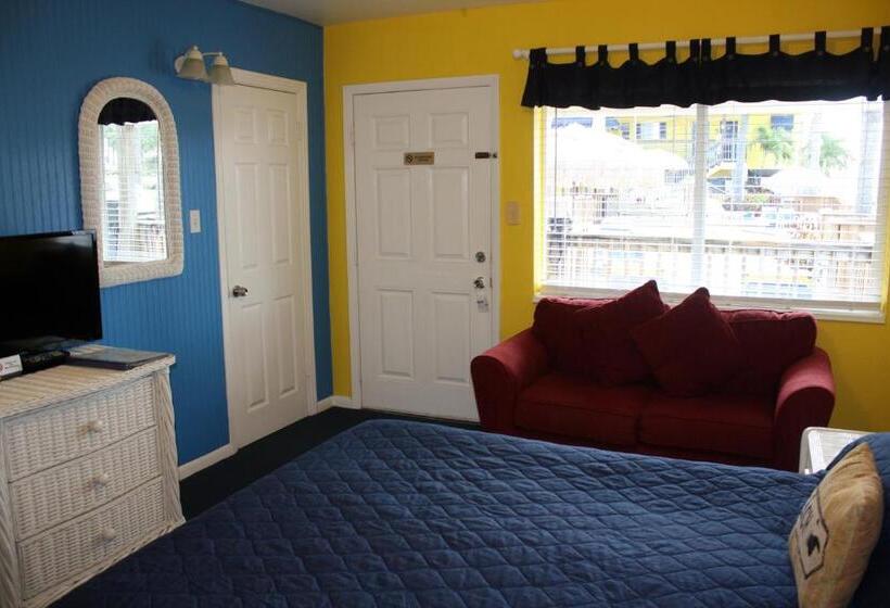 اتاق استاندارد, Barefoot Bay Resort Motel
