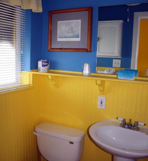 اتاق استاندارد, Barefoot Bay Resort Motel