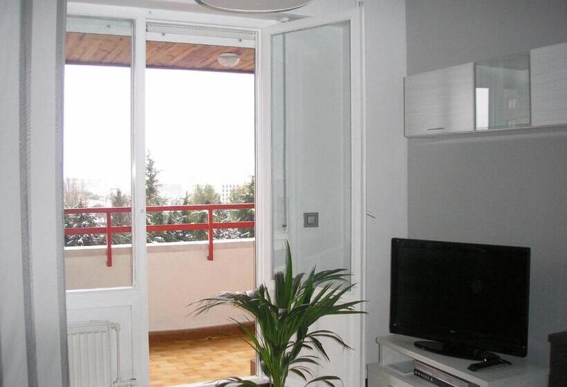 آپارتمان 3 خوابه, Pension Mayte