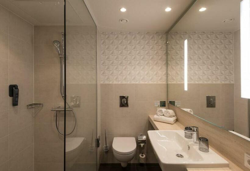 اتاق اجرایی با تخت بزرگ, Holiday Inn   Hamburg   Berliner Tor, An Ihg