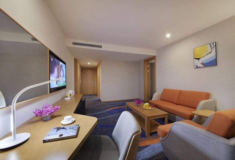 سوییت, Holiday Inn Express Zhengzhou Zhengdong, An Ihg