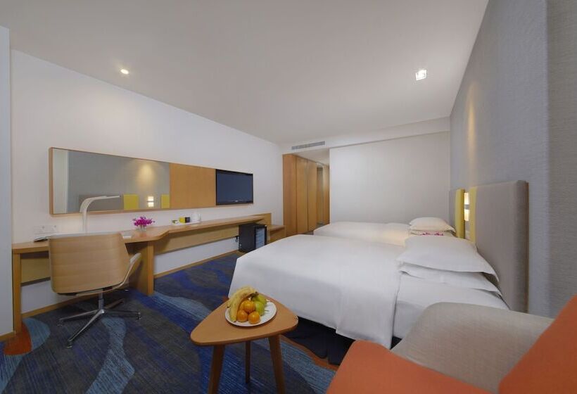 اتاق استاندارد, Holiday Inn Express Zhengzhou Zhengdong, An Ihg