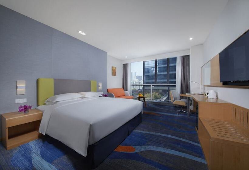 سوییت, Holiday Inn Express Zhengzhou Zhengdong, An Ihg