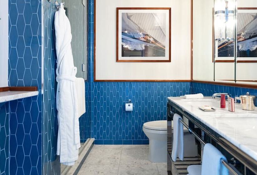 سوئیت کلاسیک, Mr. C Miami  Coconut Grove