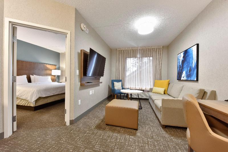سوئیت با تخت بزرگ, Staybridge Suites Waterloo  St. Jacobs Area
