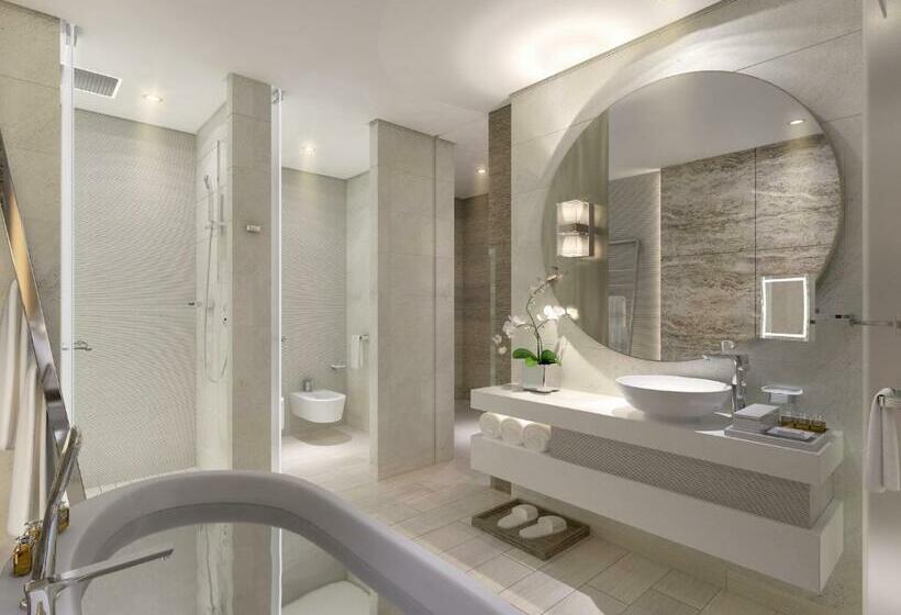 سوئیت رویال, Al Bandar Rotana – Dubai Creek
