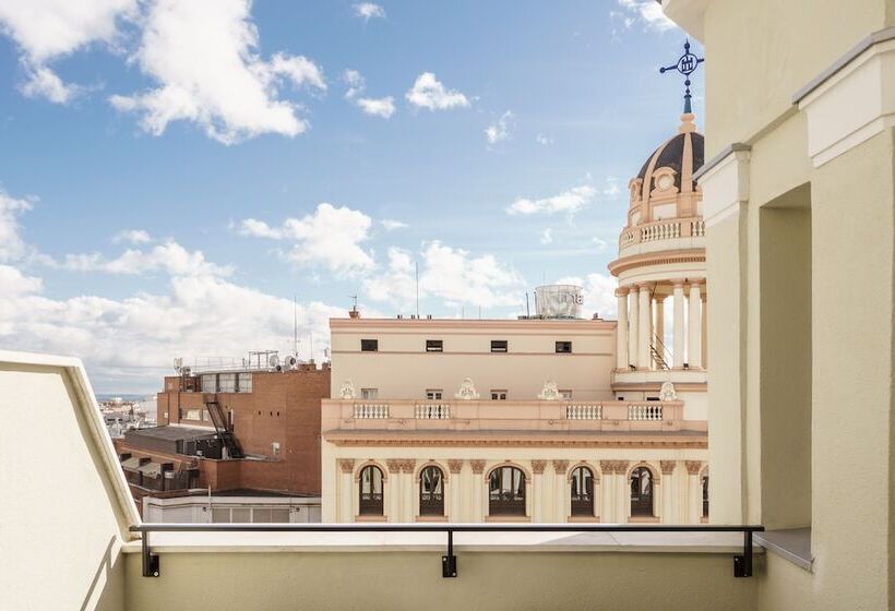 استودیو استاندارد با تراس, Smartrental Collection Gran Via Centric