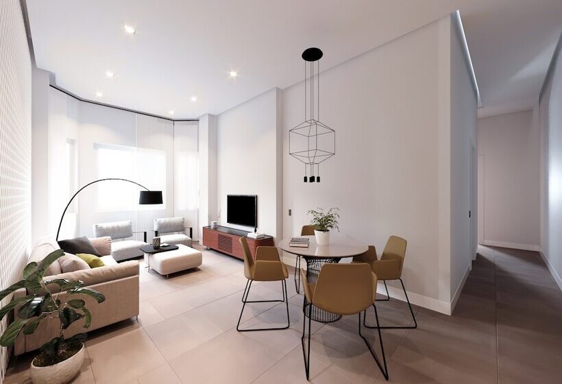 2 Bedroom Apartment, Smartrental Collection Gran Via Centric