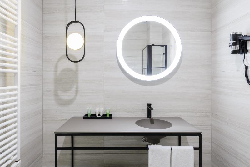 استودیوی استاندارد, Smartrental Collection Gran Via Centric