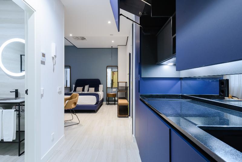 استودیوی استاندارد, Smartrental Collection Gran Via Centric
