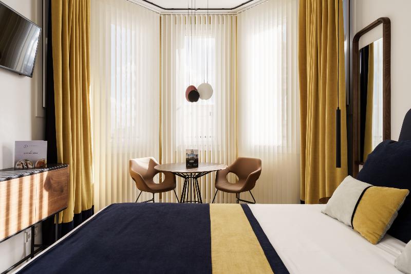 استودیو استاندارد با تراس, Smartrental Collection Gran Via Centric