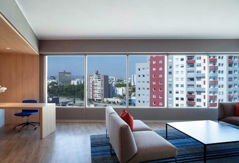 سوئیت با تخت بزرگ, Aloft Lima Miraflores