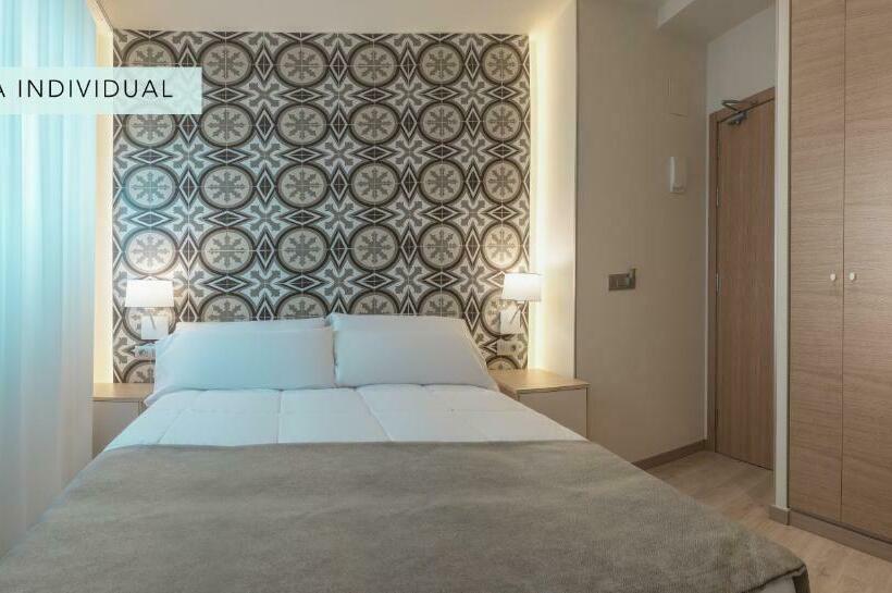 اتاق استاندارد یک نفره, Gastrohotel Boutique Rh Canfali