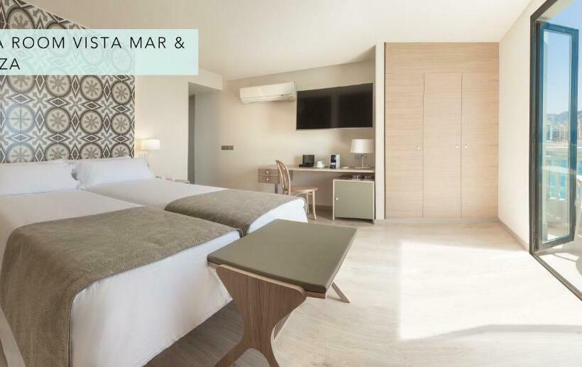 اتاق استاندارد با تراس و چشم‌انداز دریا, Gastrohotel Boutique Rh Canfali