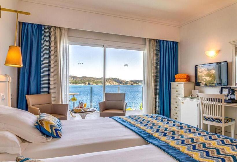 اتاق سوپریور با چشم‌انداز دریا و بالکن, Coronado Thalasso & Spa