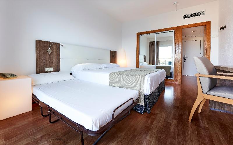 اتاق استاندارد سه نفره, Globales Cala Viñas - Adults Only 16+