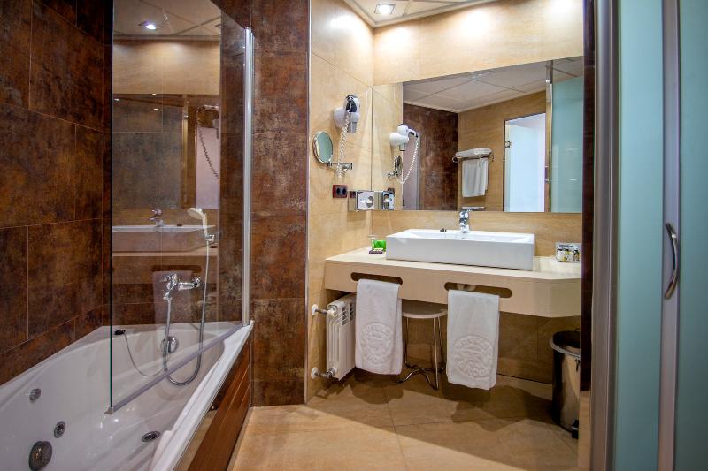 اتاق استاندارد, Servigroup Montiboli