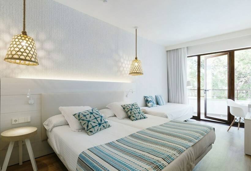 اتاق استاندارد با چشم‌انداز دریا, Leonardo Royal Hotel Ibiza Santa Eulalia