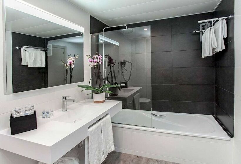 Номер Стандарт, Aparthotel Atenea Barcelona