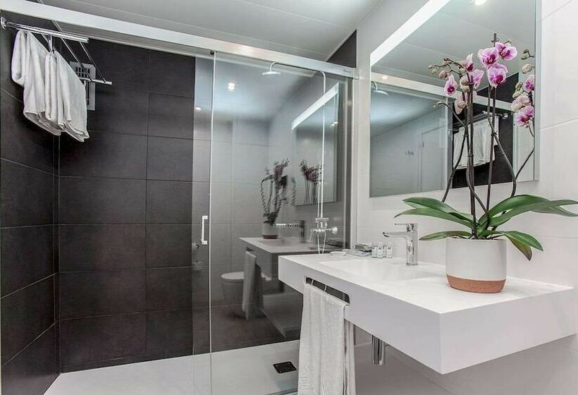 Quarto Estandar, Aparthotel Atenea Barcelona
