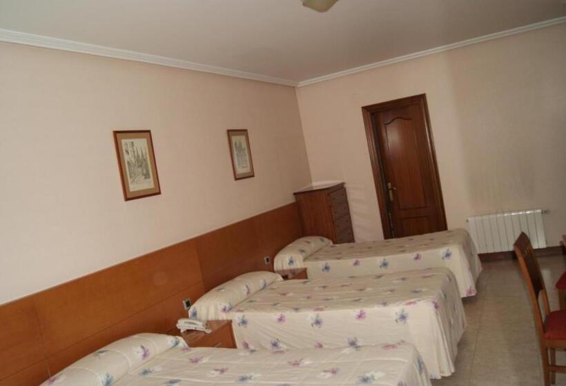 4인용 스탠다드 룸, Hostal Hermanos Gutierrez