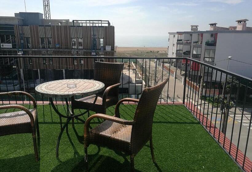 اتاق استاندارد با چشم‌انداز دریا, Beach Playa