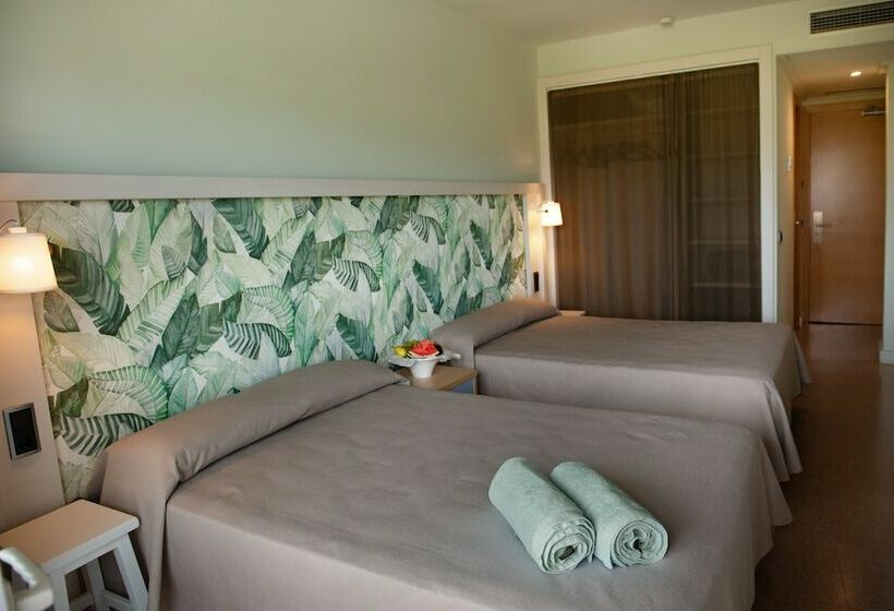 Номер Стандарт, Caprici Beach Hotel & Spa