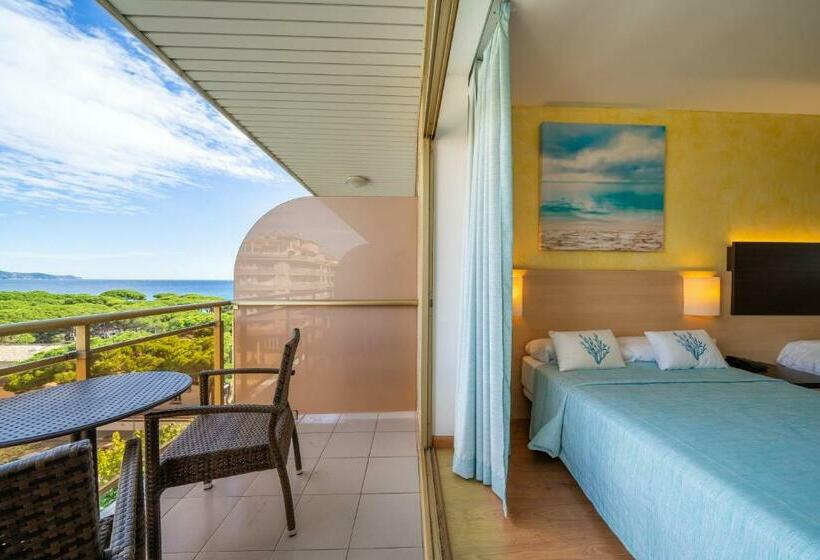 Quarto Familiar, Blaumar