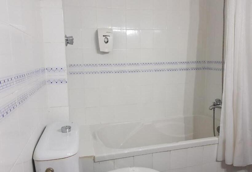 غرفة قياسية فردية, La Noria
