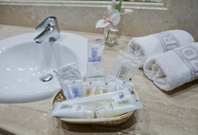 اتاق استاندارد یک نفره, Europa