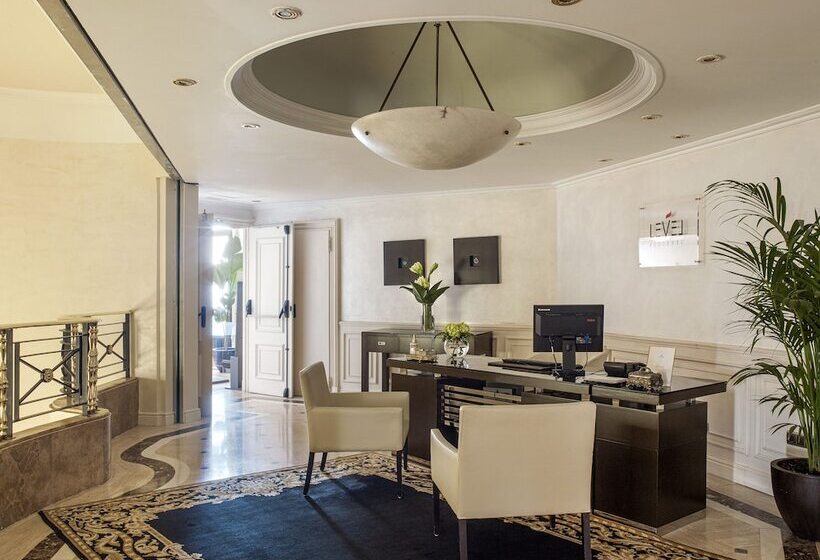 سوییت جونیور, Fenix Gran Meliá   The Leading Hotels Of The World
