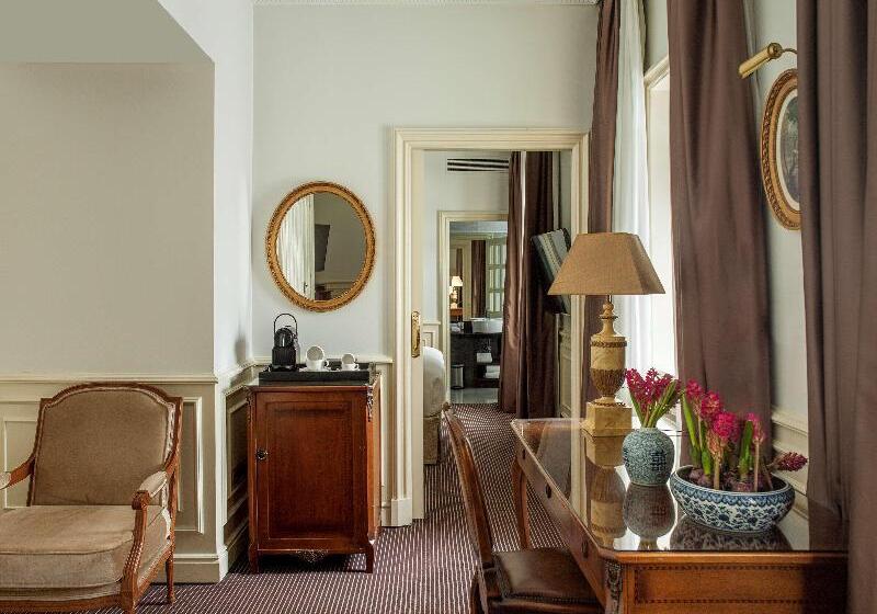 سوییت جونیور, Fenix Gran Meliá   The Leading Hotels Of The World