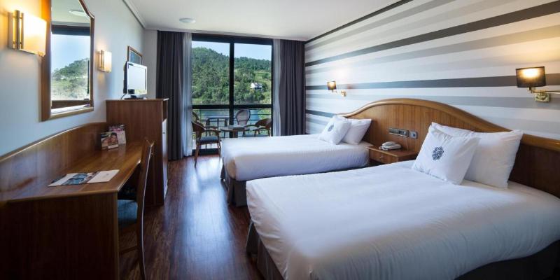 اتاق استاندارد با چشم‌انداز دریا, Thalasso Cantabrico Las Sirenas 4 Superior