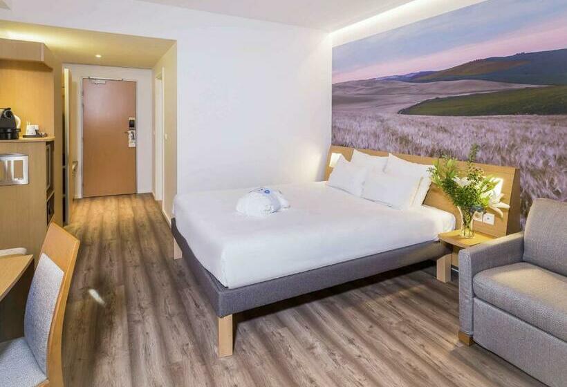 Quarto Executivo, Novotel Campo De Las Naciones