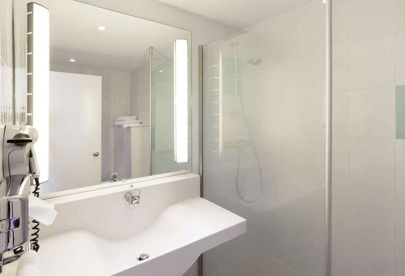 Quarto Superior, Novotel Campo De Las Naciones