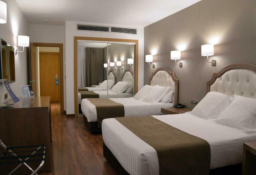 四人豪华间, Beatriz Toledo Auditorium & Spa