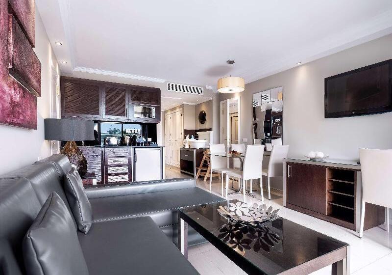 Люкс 2 Спальни, ME Marbella Luxury Lifestyle Hotel
