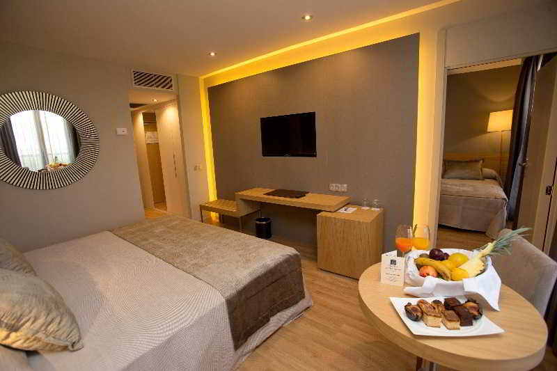 اتاق خانوادگی, M.a. Hotel Sevilla Congresos