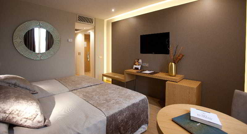 Habitación Familiar, M.a. Hotel Sevilla Congresos