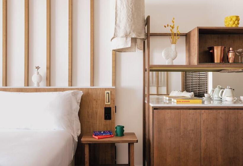 Quarto Estandar com Vistas, ME Marbella Luxury Lifestyle Hotel
